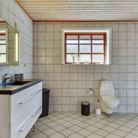 Iiro - 2-5km From The Sea By Interhome *