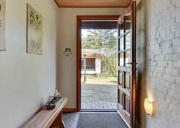 Iiro - 2-5km From The Sea By Interhome *