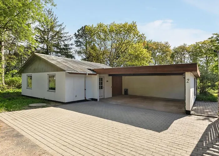 Iiro - 2-5km From The Sea By Interhome *